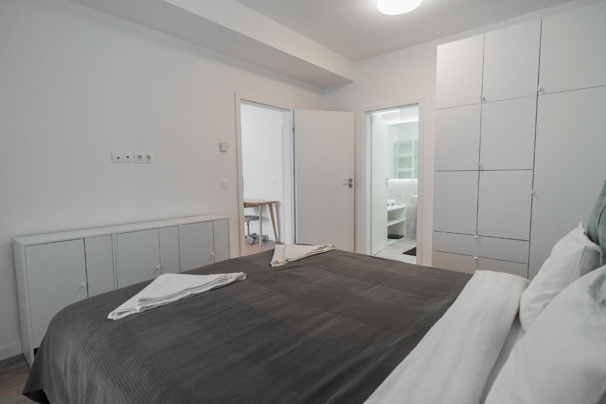 Lagoon Park Apartments With Beach View Bucareste Exterior foto
