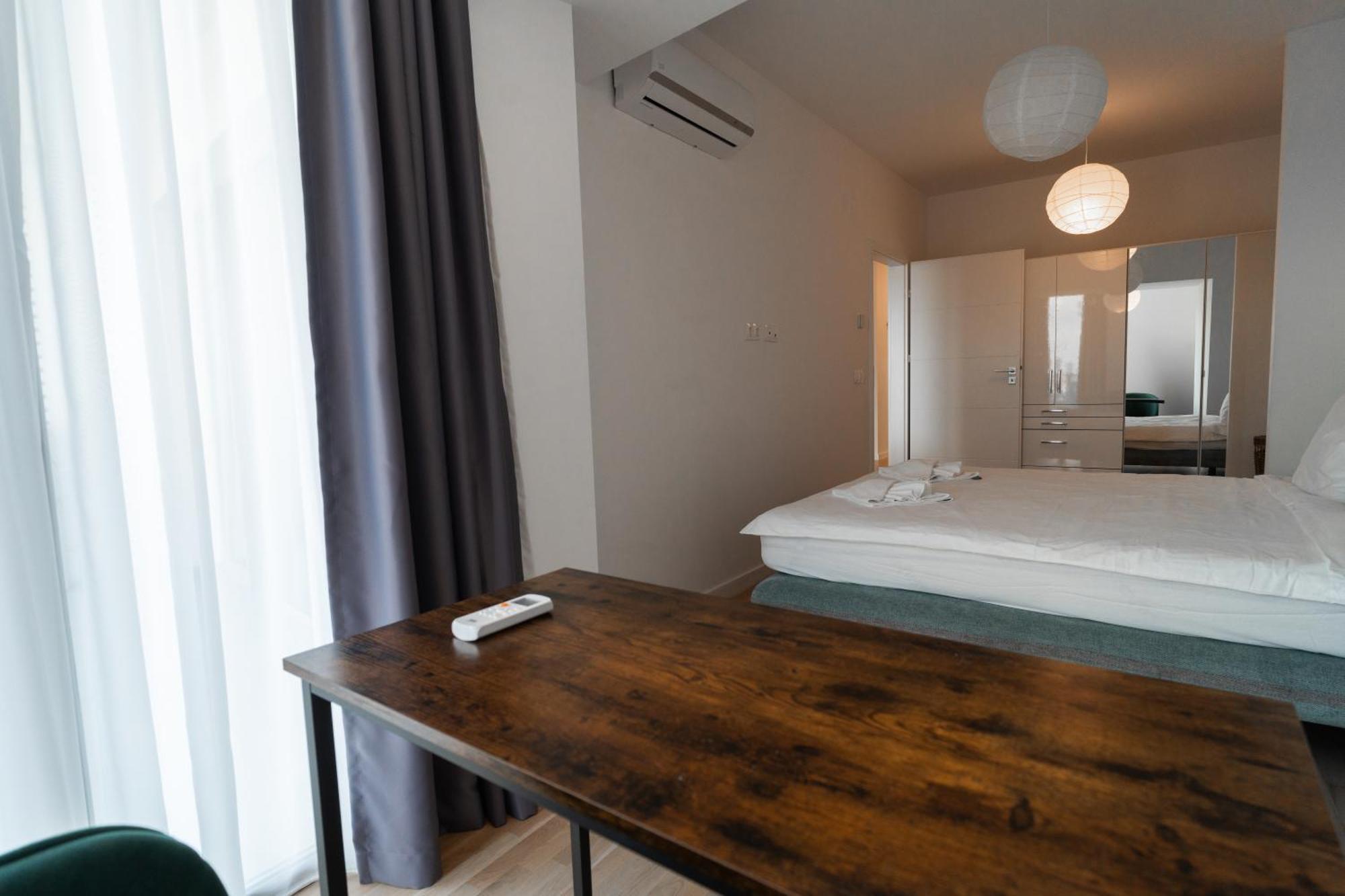 Lagoon Park Apartments With Beach View Bucareste Exterior foto